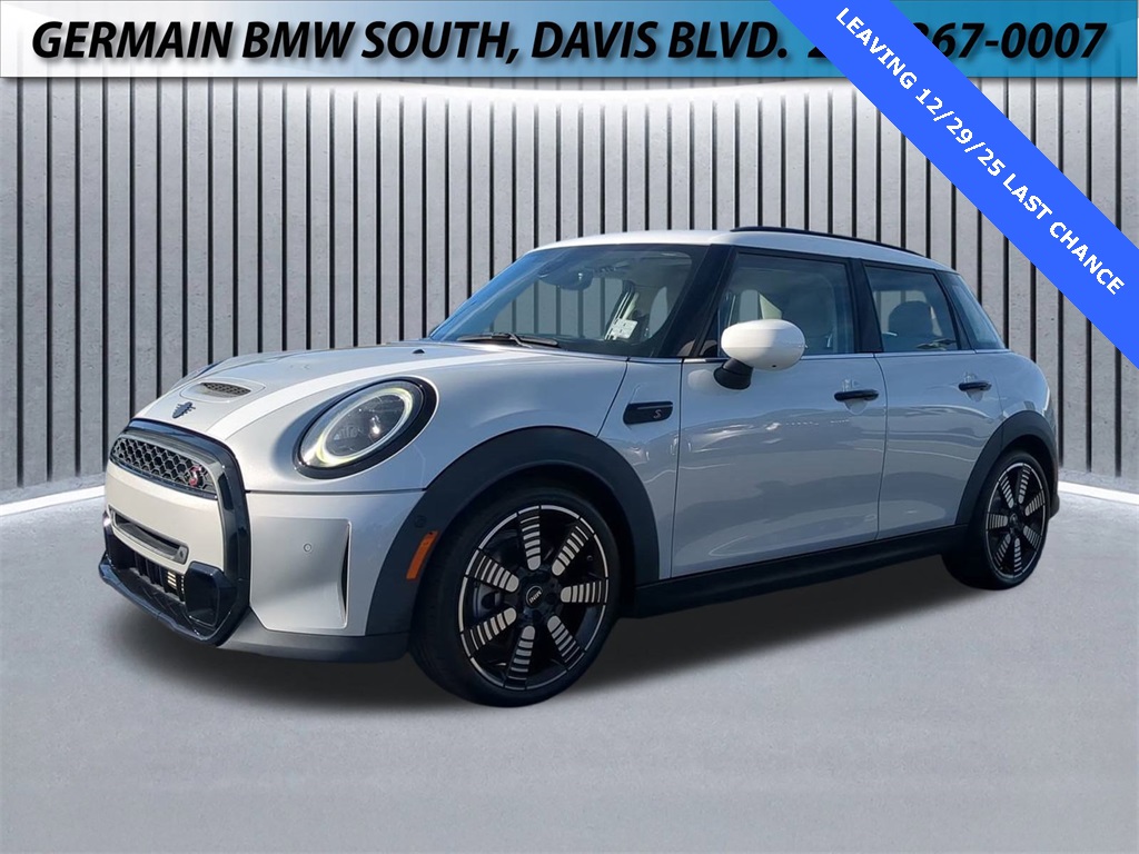 2022 MINI Hardtop 4 Door