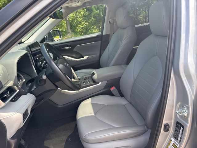 2023 Toyota Highlander Limited Platinum XLE XSE photo 9