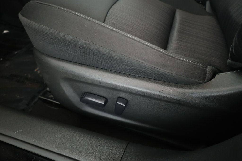 2022 Nissan Altima SV photo 9