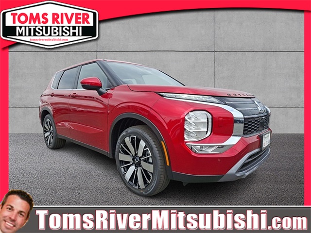 2025 Mitsubishi Outlander SE's photo