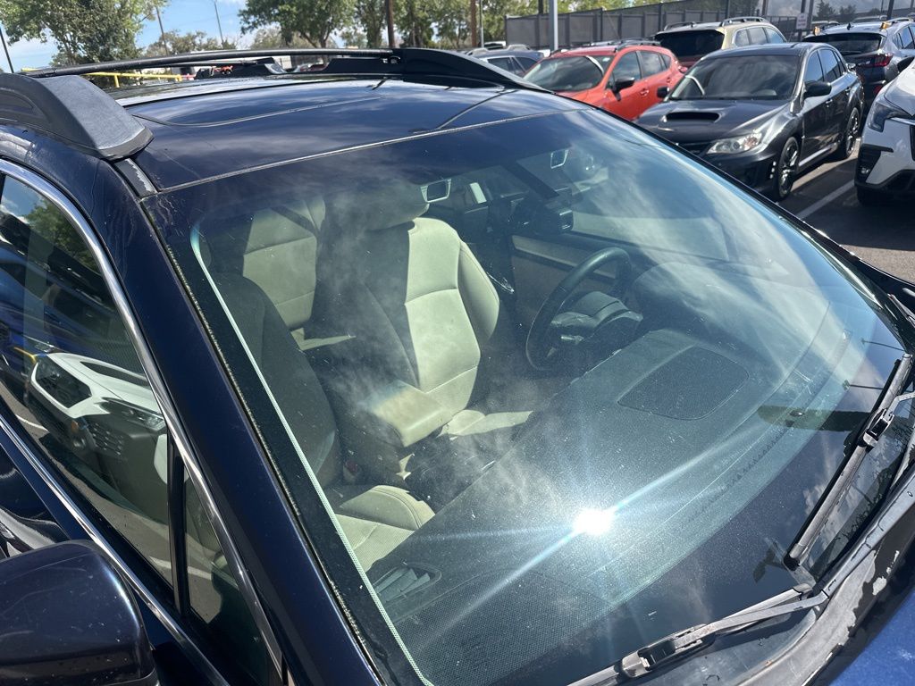 2018 Subaru Outback 2.5i Premium photo 3