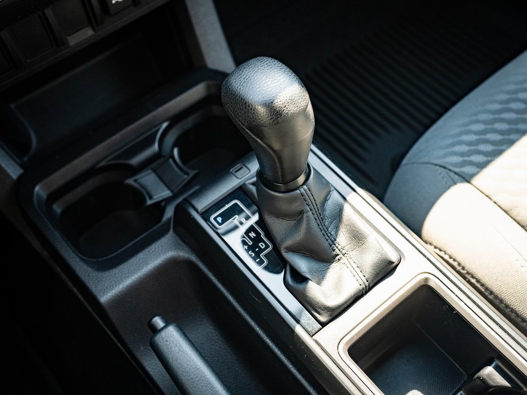 2022 Toyota Tacoma SR photo 20