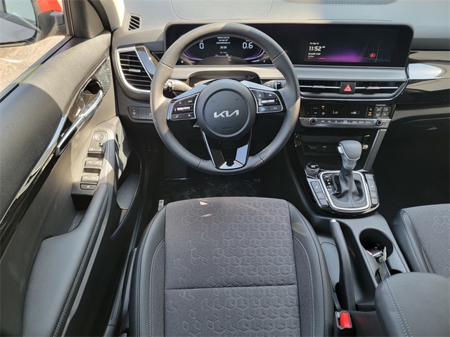 2026 Kia Seltos S photo 18