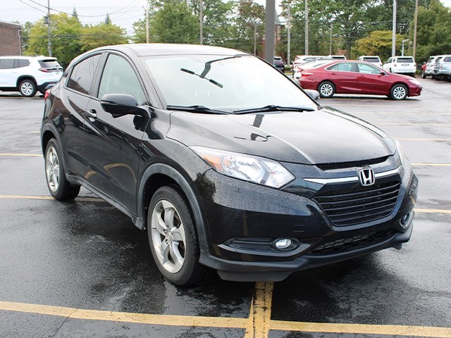 2017 Honda HR-V EX photo 4