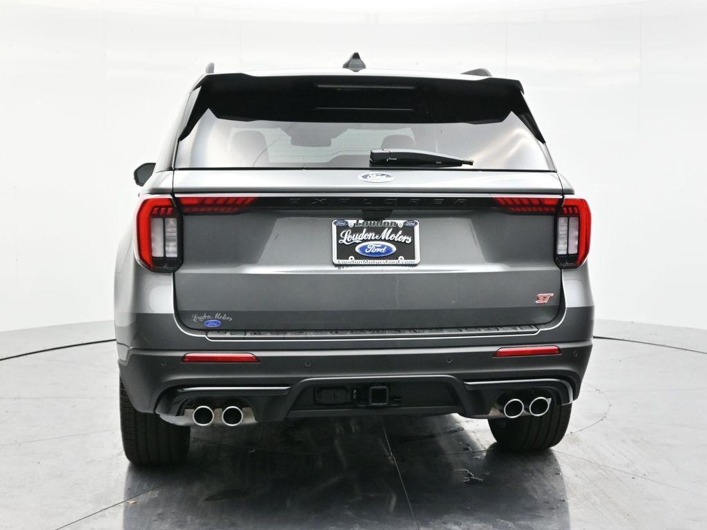 2026 Ford Explorer ST photo 3
