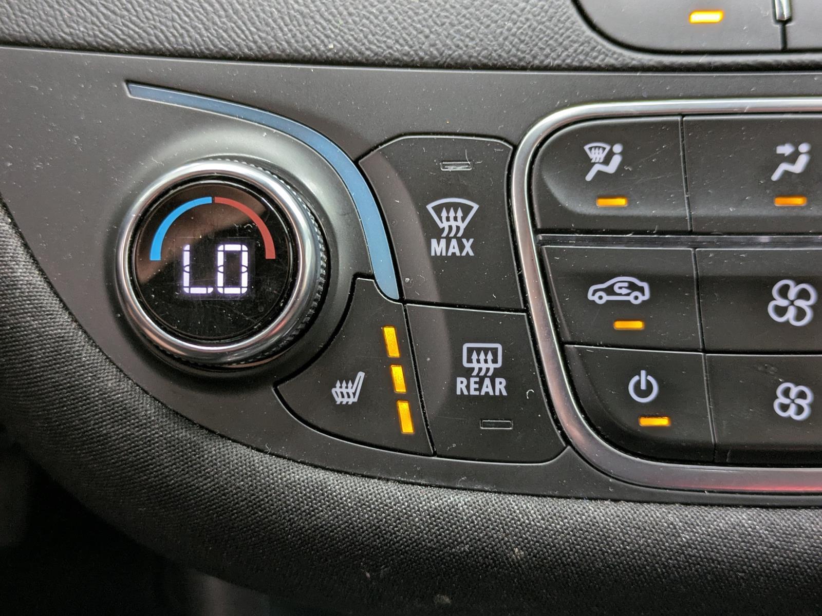 2024 Chevrolet Malibu 1LT photo 5