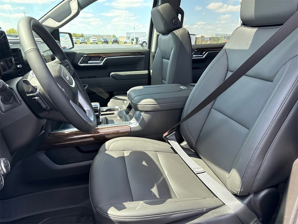 2026 GMC SIERRA - Image 15