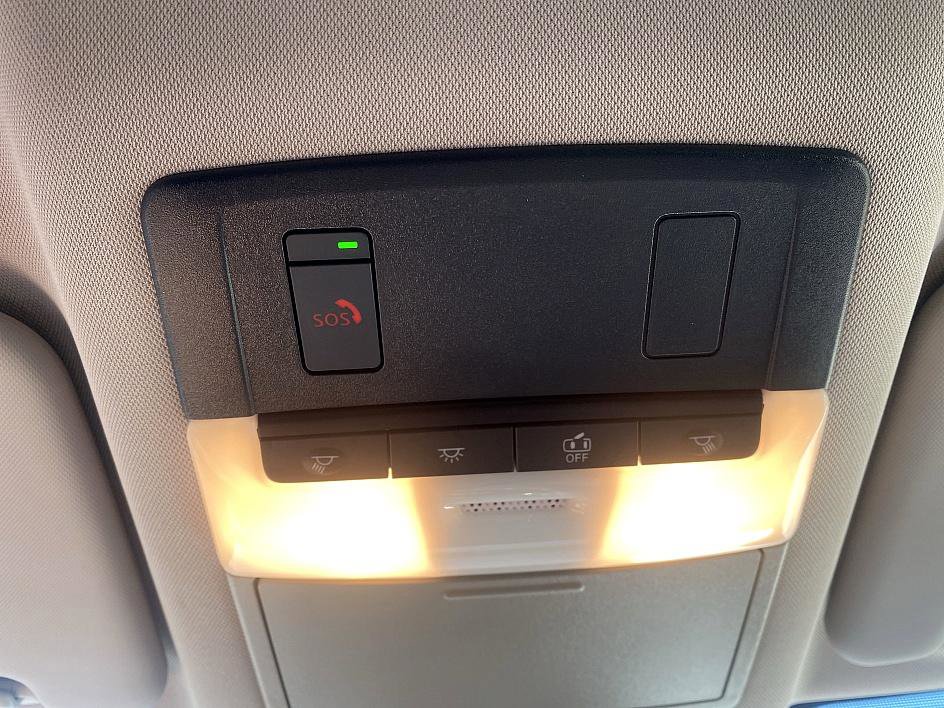 2025 Nissan Rogue SV photo 11
