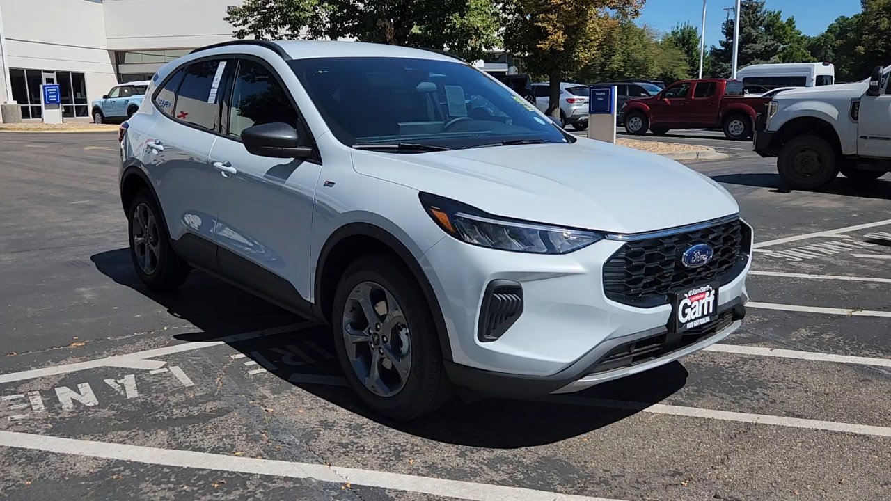 2025 Ford Escape ST-Line photo 10