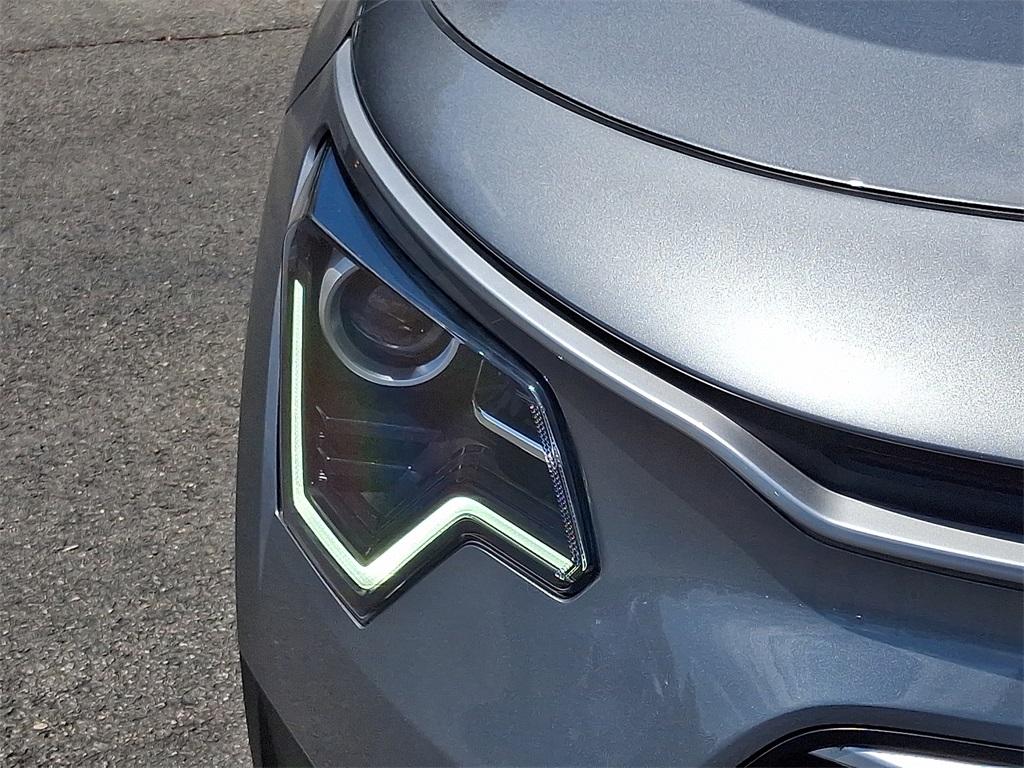 2025 Kia Niro Plug-In Hybrid EX photo 9