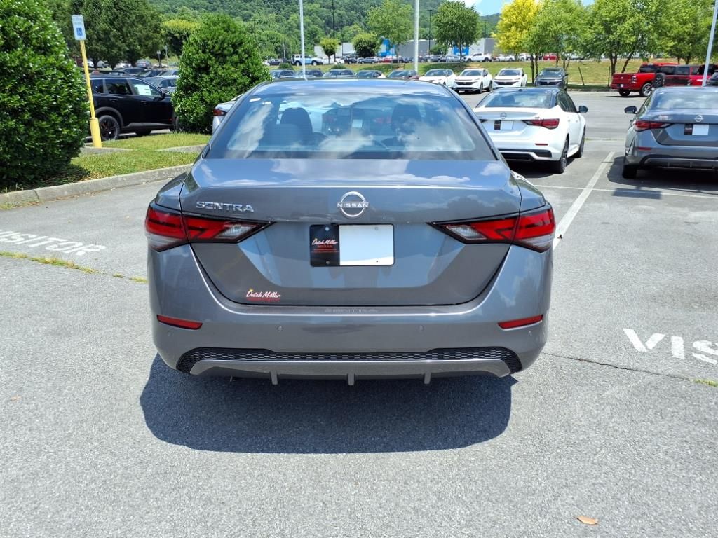 2025 Nissan Sentra S photo 4