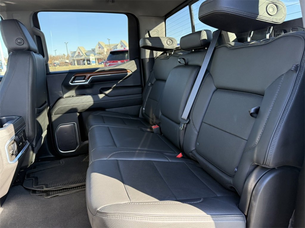 2022 GMC SIERRA - Image 32