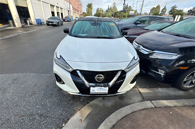 2021 Nissan Maxima Platinum photo 3