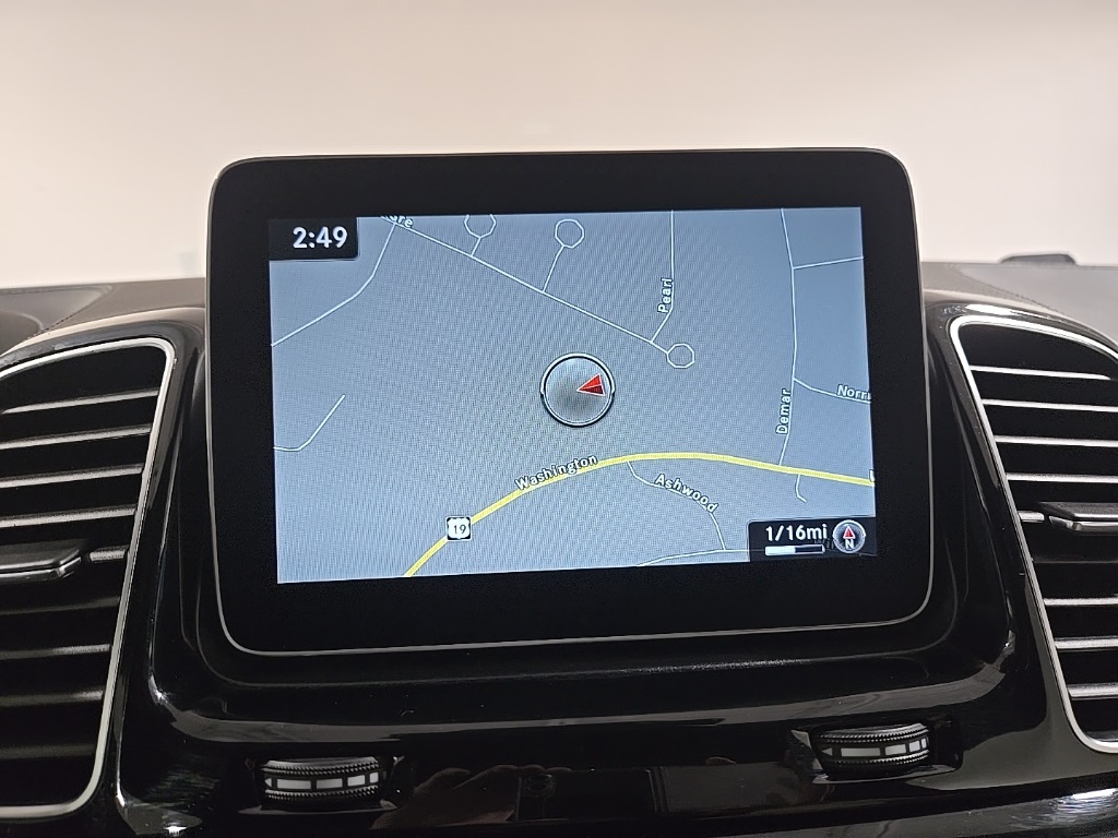 2018 Mercedes Benz GLS 450 4MATIC photo 15