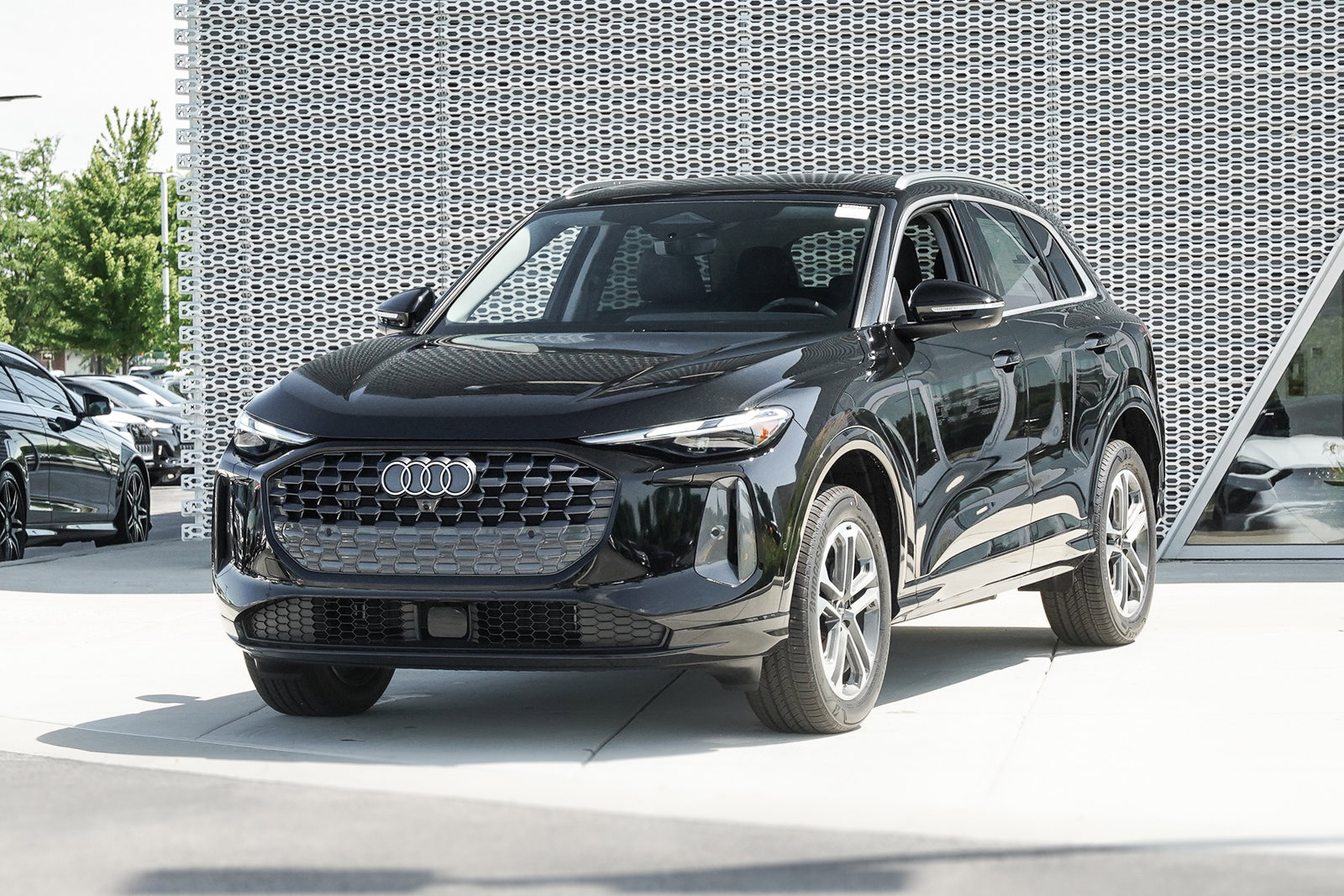 2025 Audi Q5 Premium photo 3