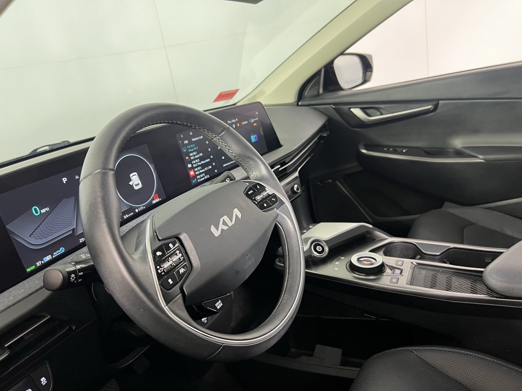 2022 Kia EV6 Light Wind GT-Line photo 18