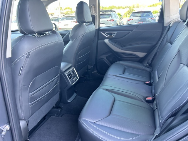 2022 Subaru Forester Limited photo 22