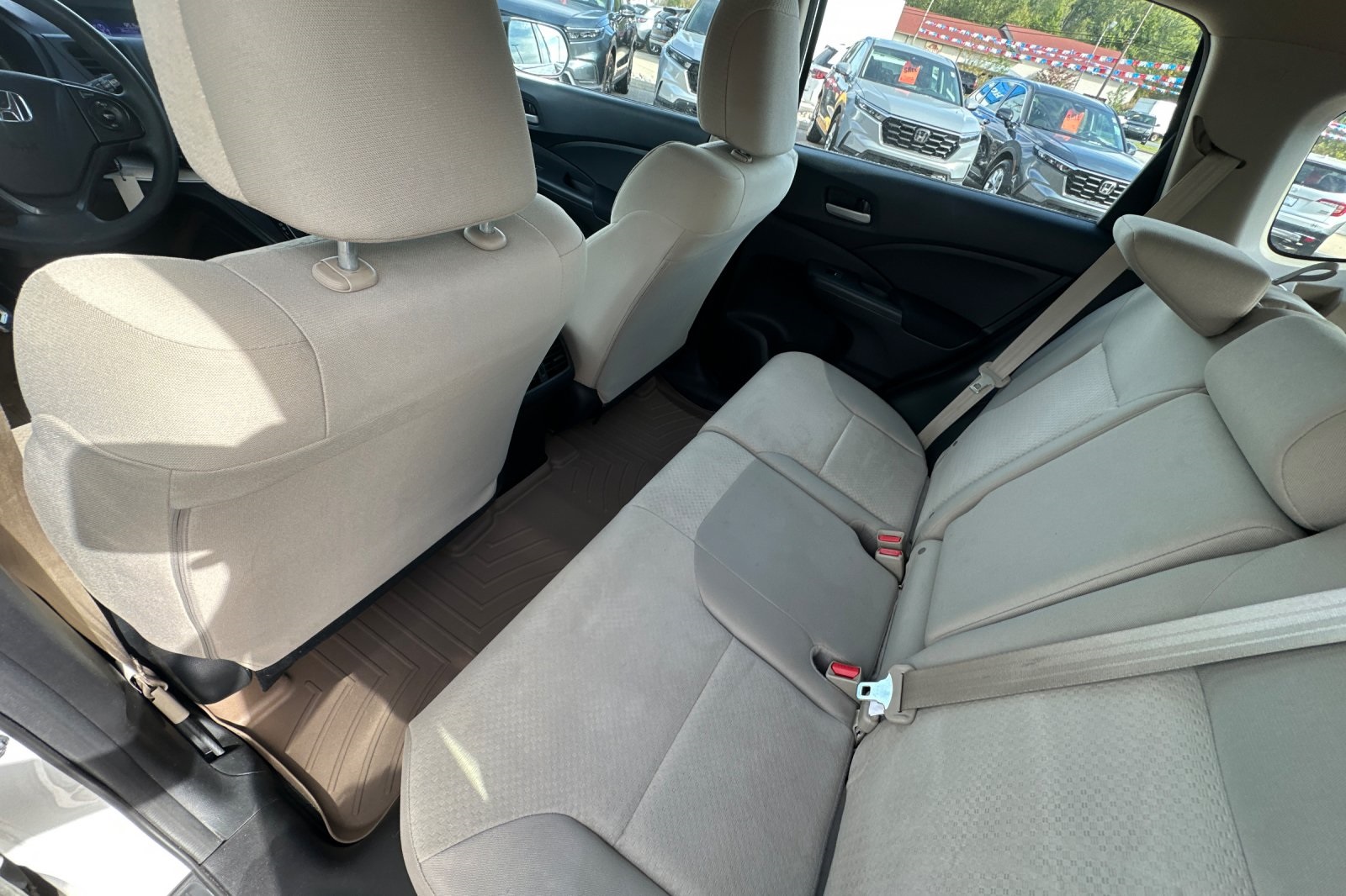 2016 Honda CR-V LX photo 13