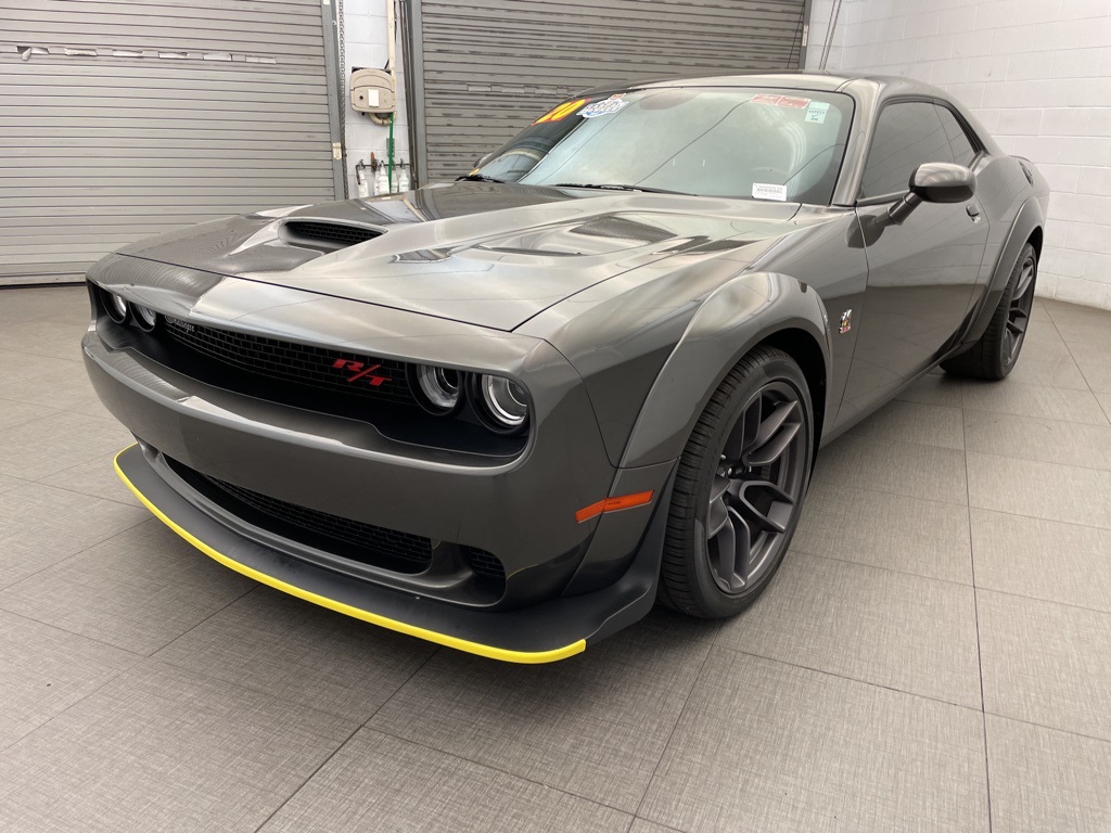 2020 Dodge Challenger R/T Scat Pack Widebody photo 2