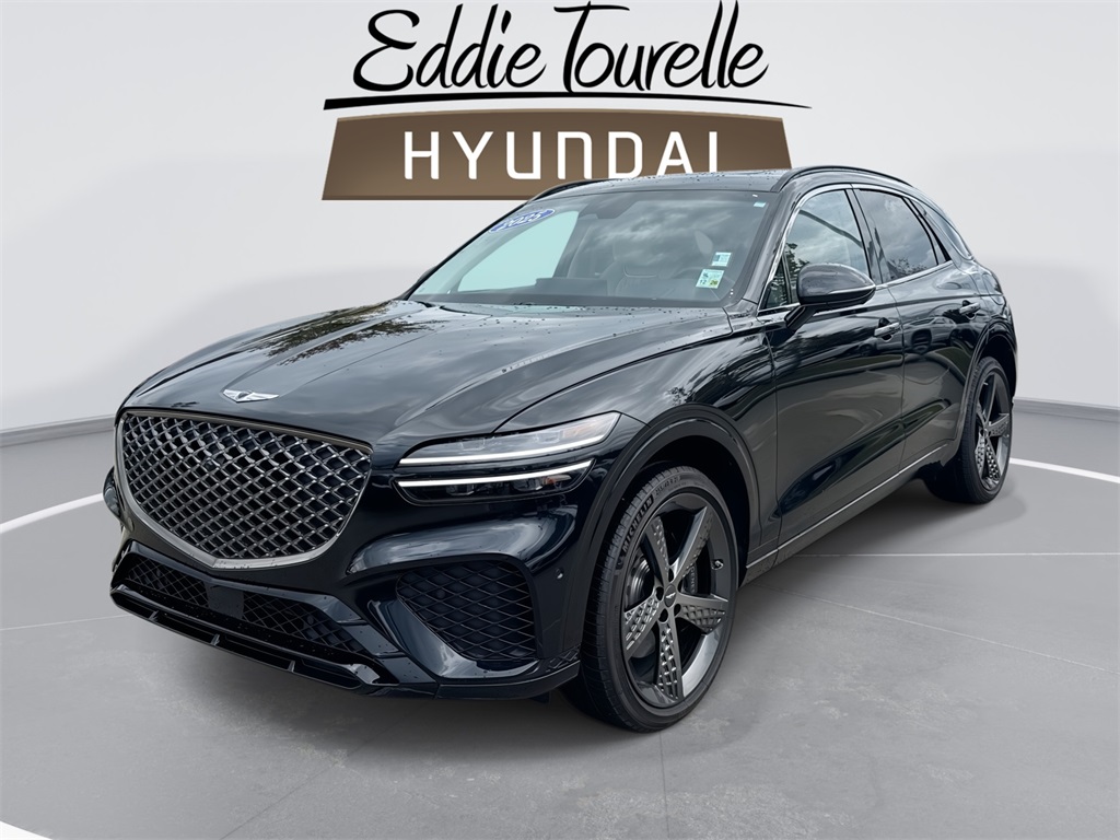 2025 GENESIS GV70 Sport's photo