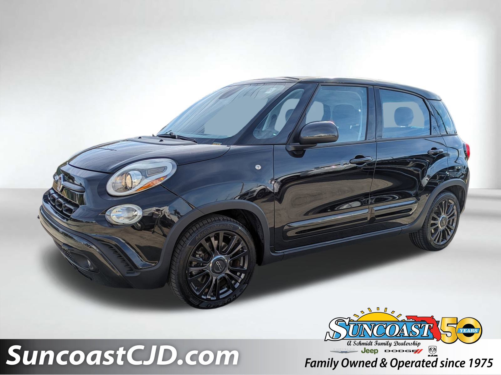 2020 FIAT 500L Urbana Edition's photo