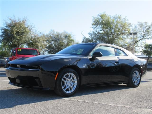 2025 Dodge Charger R/T photo 3