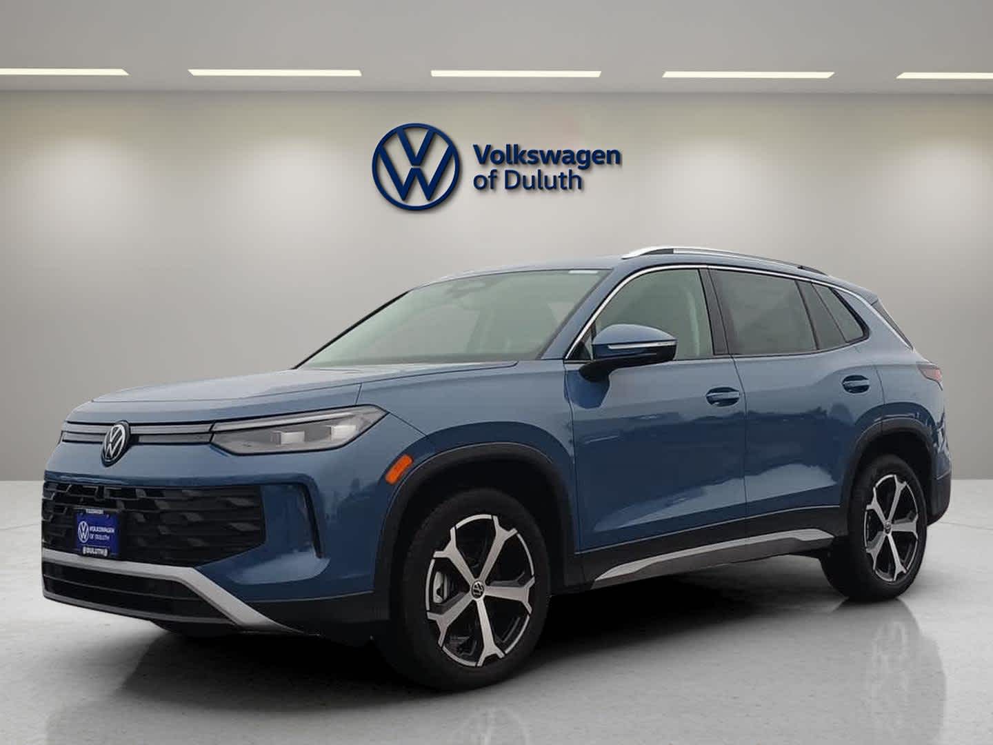 2026 Volkswagen Tiguan SE's photo