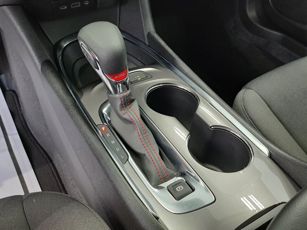 2022 Chevrolet Malibu RS photo 17