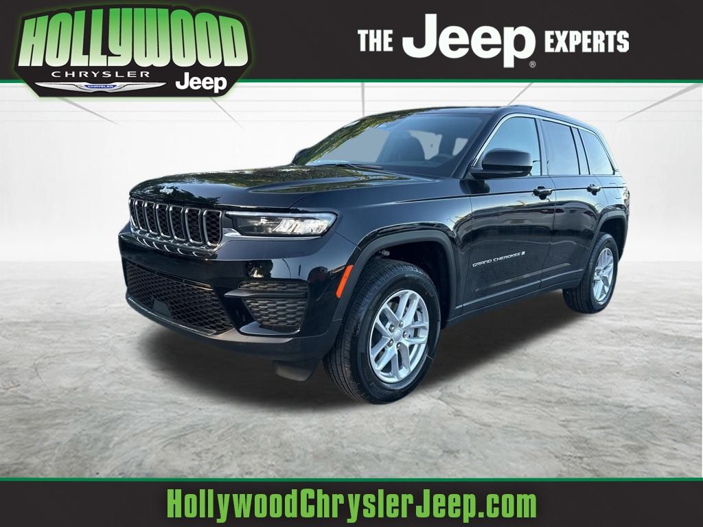 2025 Jeep Grand Cherokee Laredo's photo