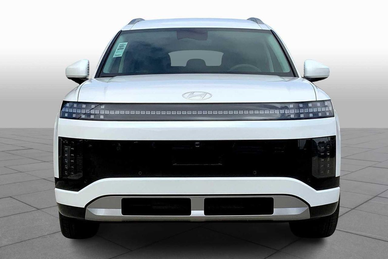 2026 Hyundai Ioniq SEL photo 3