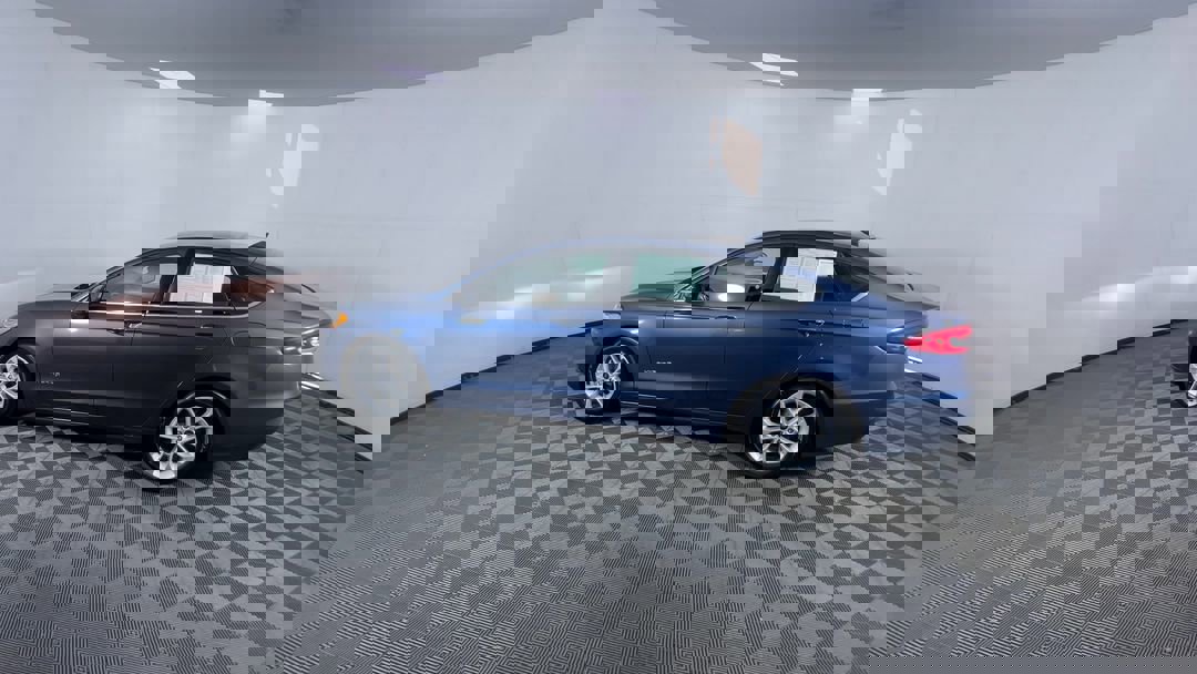 2019 Ford Fusion SE Hybrid photo 6