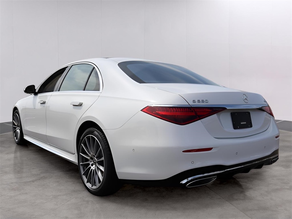 2026 Mercedes Benz S 580 4MATIC photo 4