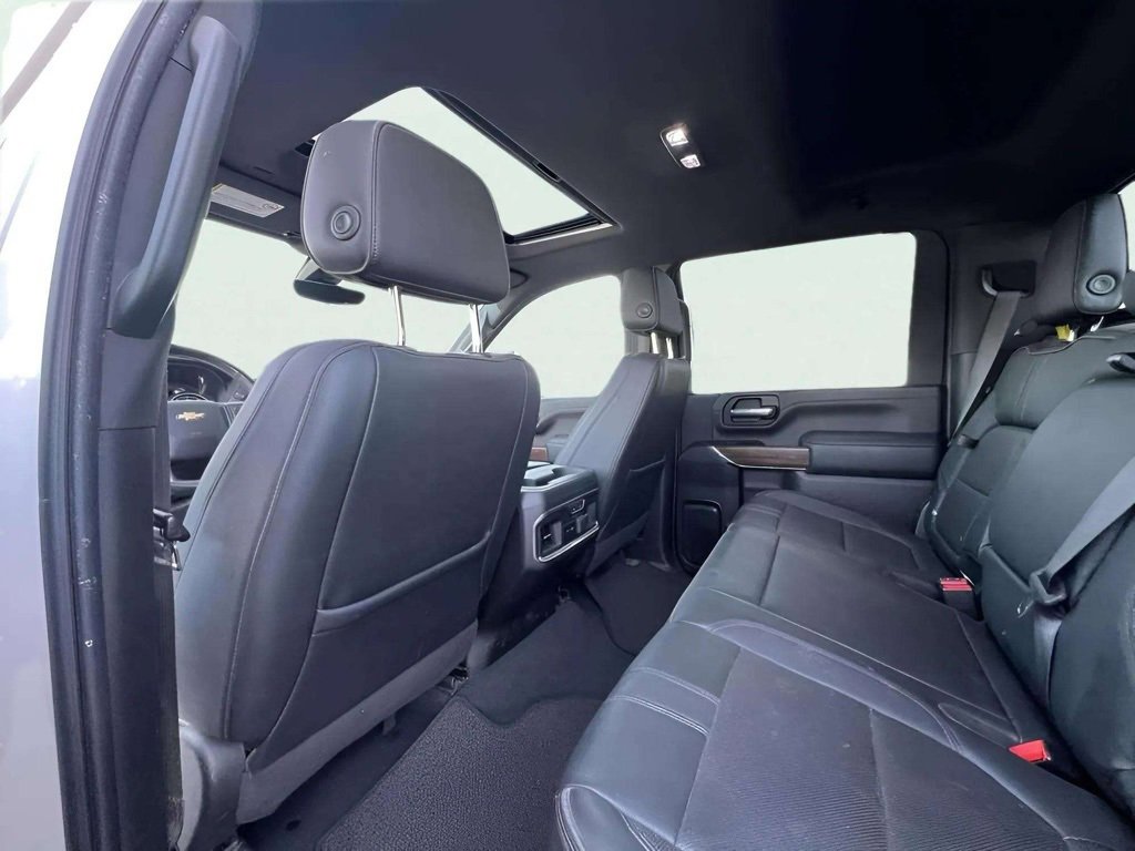 2023 Chevrolet Silverado 2500HD High Country photo 19