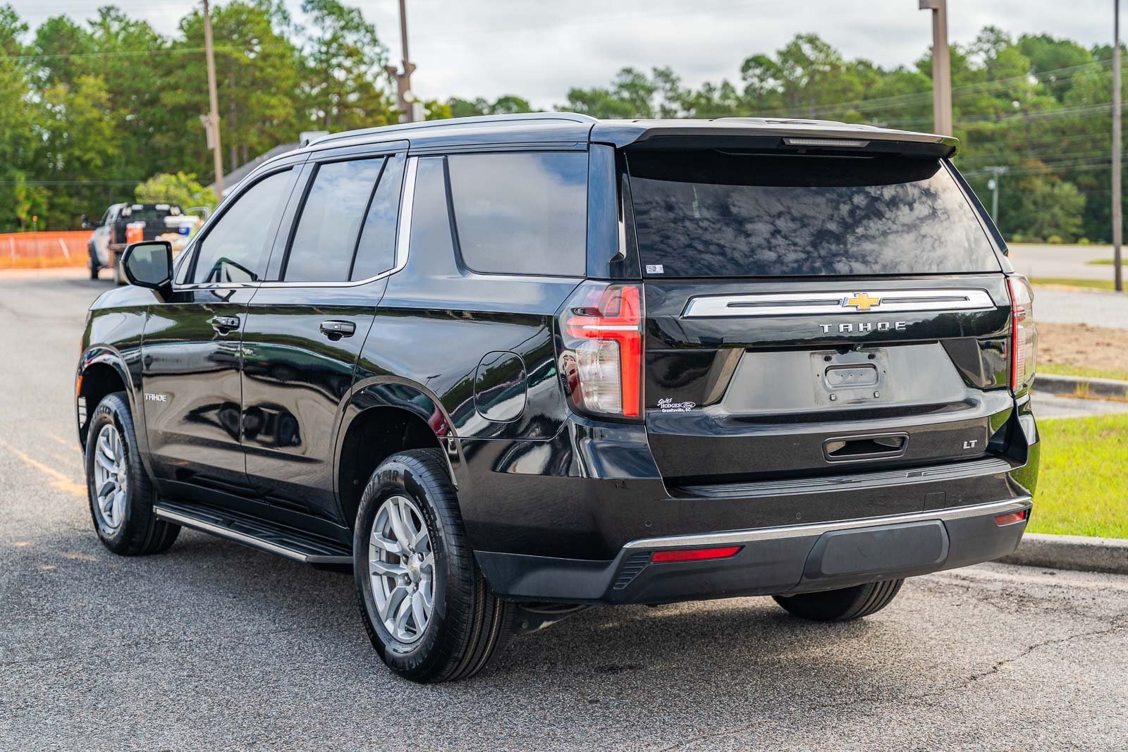 2021 Chevrolet Tahoe LT photo 4
