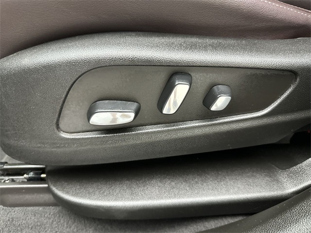 2022 Cadillac XT6 Premium Luxury photo 4
