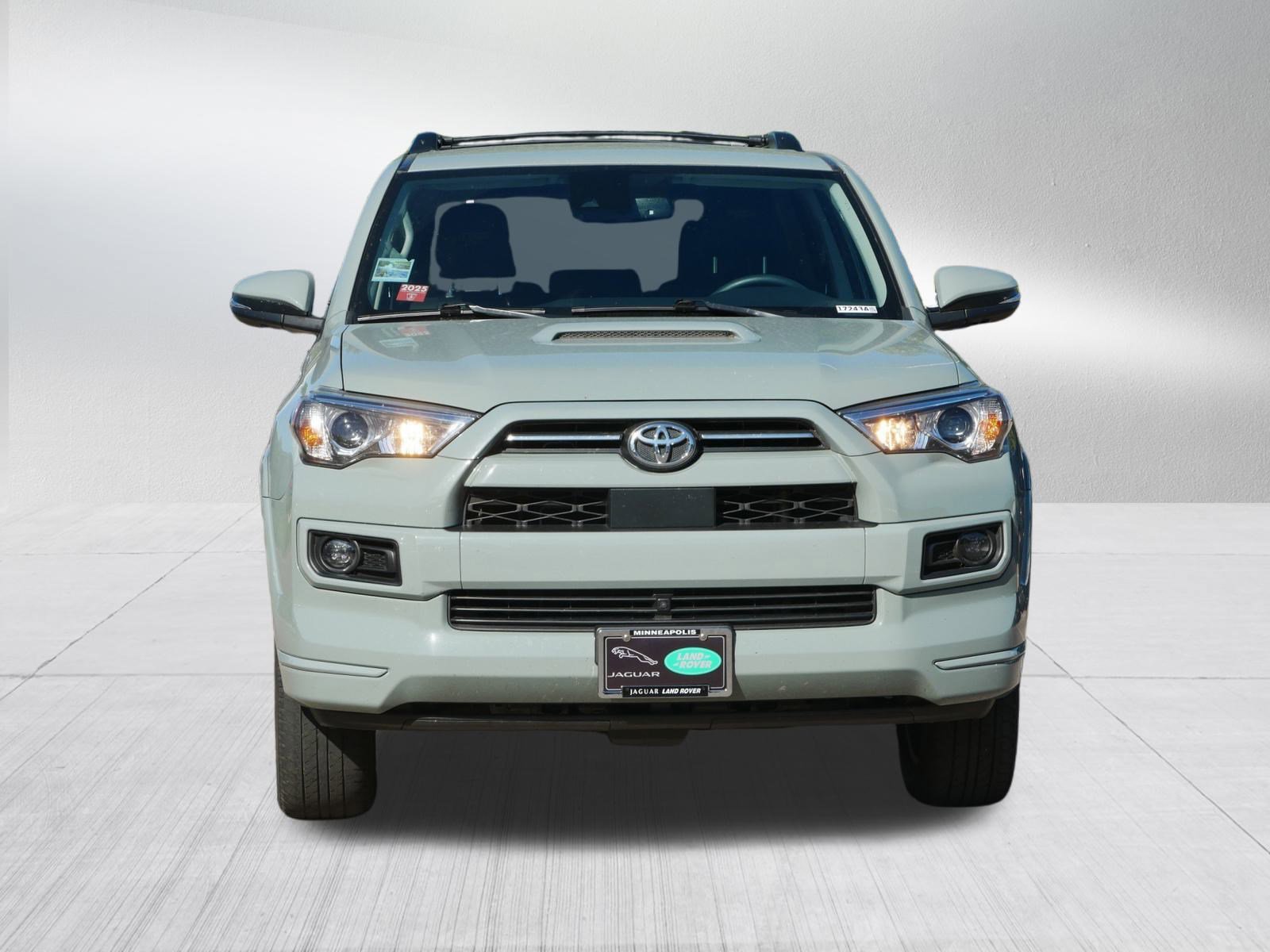 2022 Toyota 4Runner TRD Sport photo 2