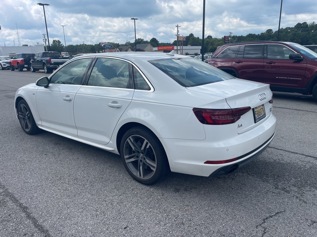 2018 Audi A4 2.0T Premium photo 3