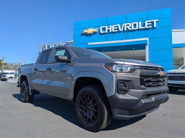 2026 Chevrolet Colorado Work Truck photo 2