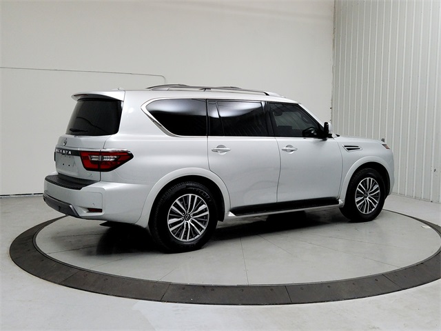2023 Nissan Armada SL photo 5