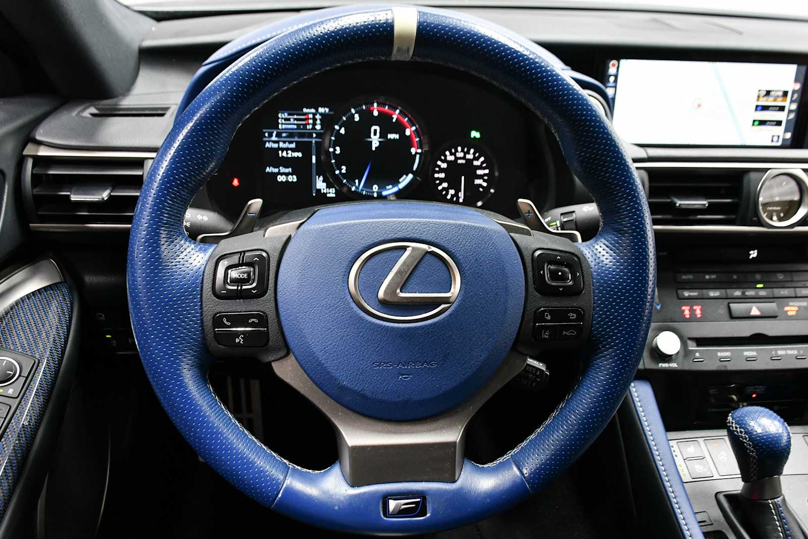 2019 Lexus RC F photo 16