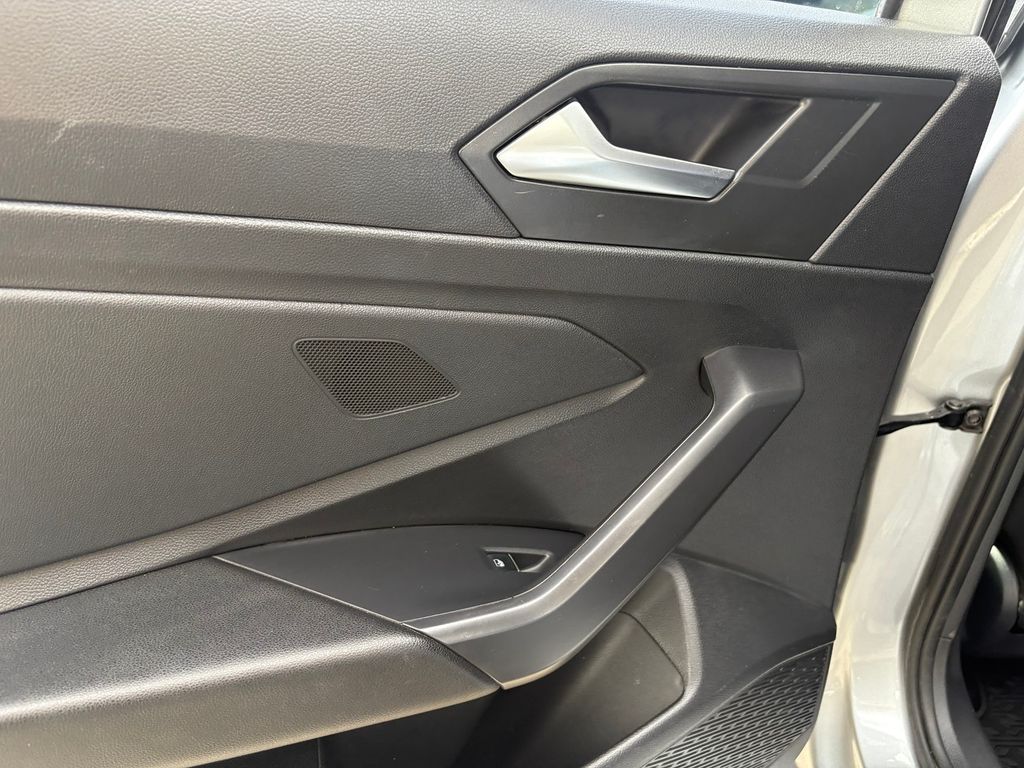 2022 Volkswagen Jetta 1.5T SE photo 25