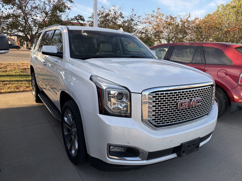 2017 GMC Yukon Denali's photo