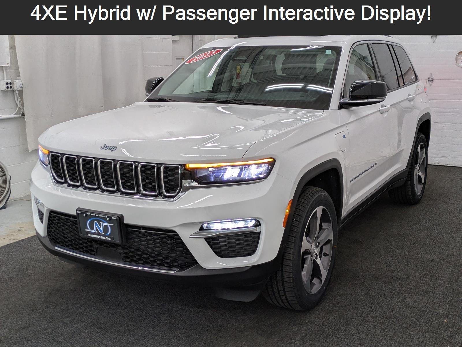 2023 Jeep Grand Cherokee 4xe's photo