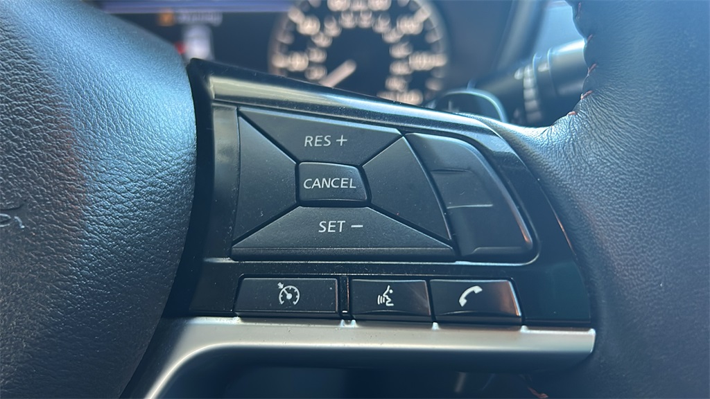 2020 Nissan Altima 2.5 SR photo 11
