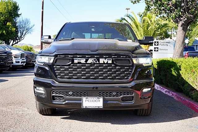 New 2026 Diamond Black Crystal Pearl-Coat Exterior Paint RAM Big Horn/Lone Star image 5