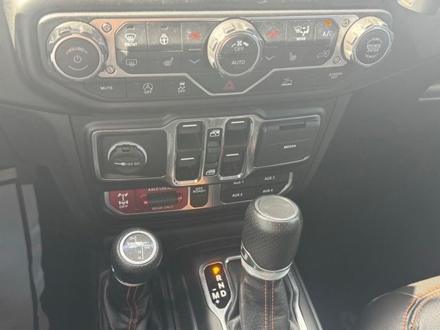 2022 Jeep Gladiator Mojave photo 25