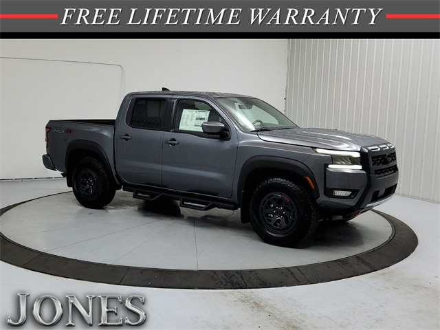 2026 Nissan Frontier PRO-4X's photo