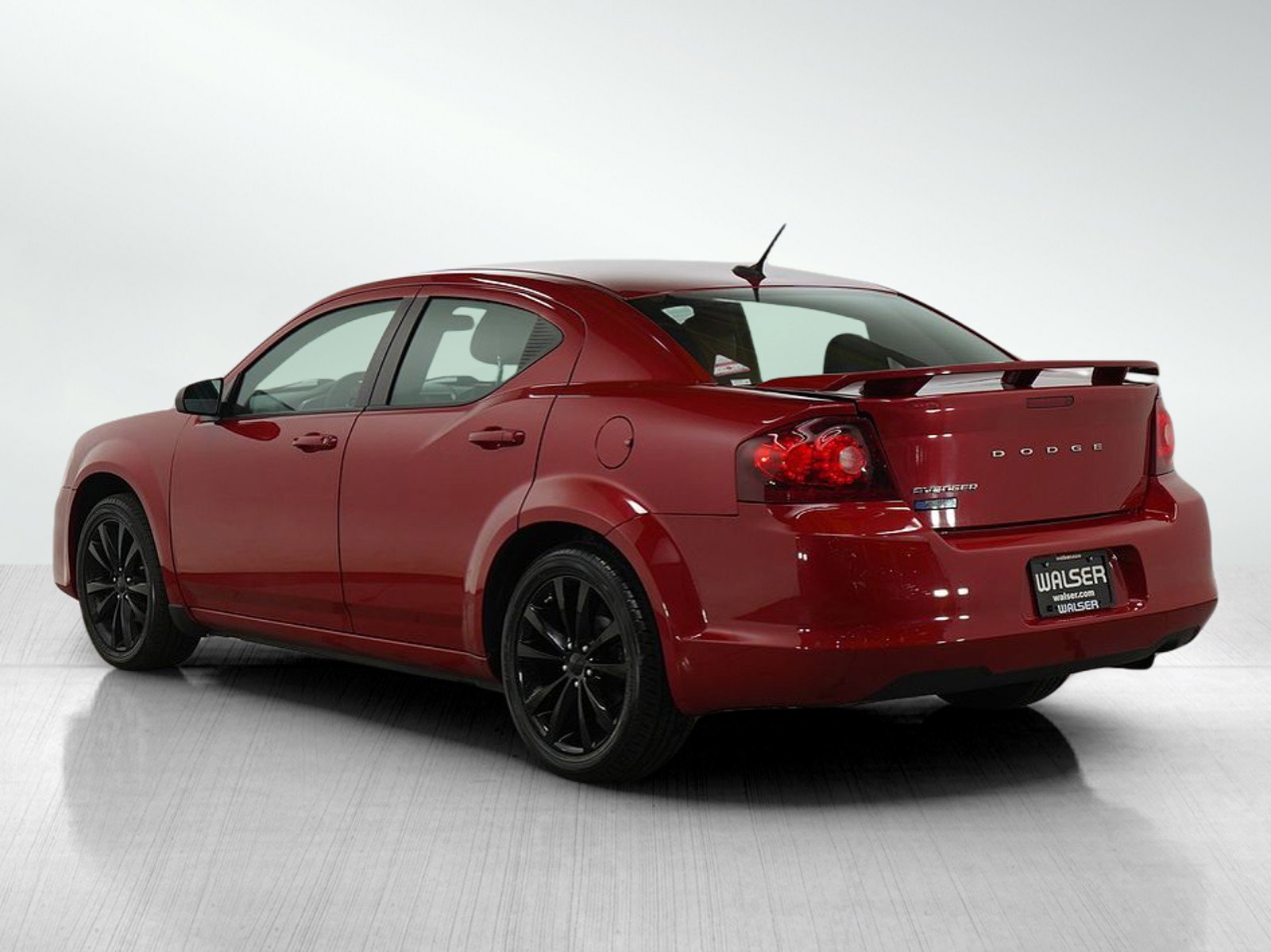 2014 Dodge Avenger SE photo 3
