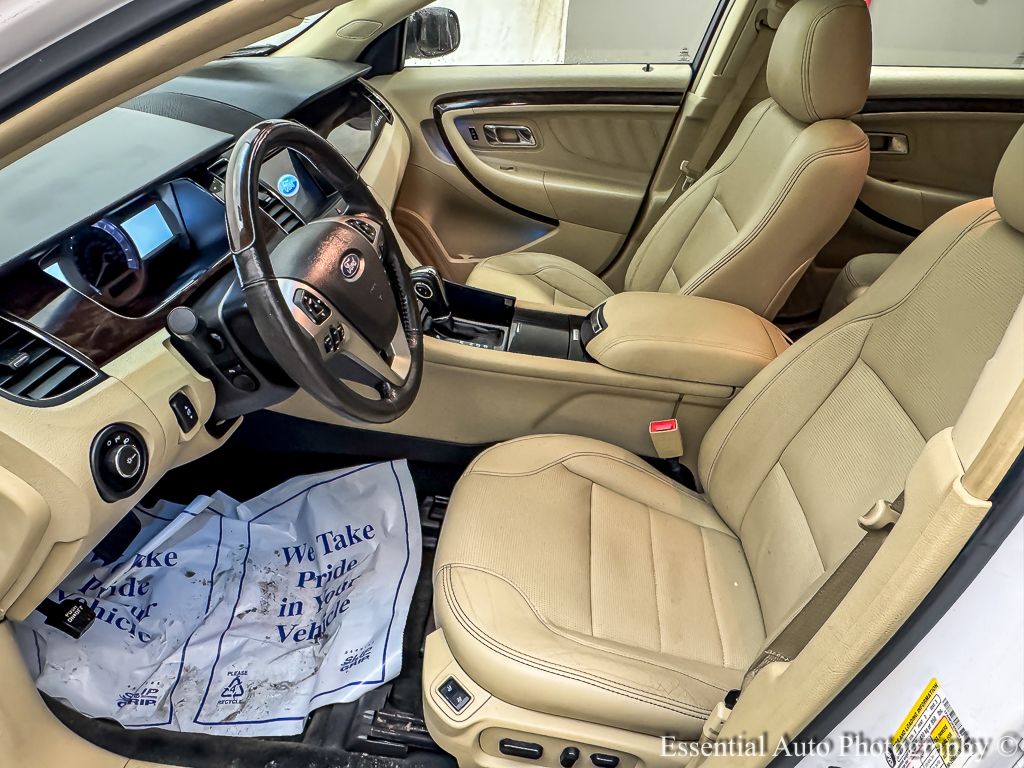 2017 FORD TAURUS - Image 11