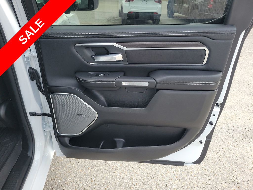 2025 Ram 1500 Laramie photo 30